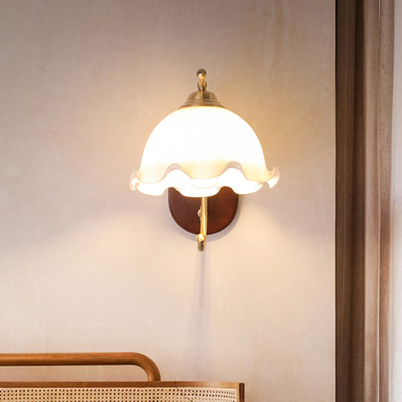 Traditionelle französische Kuppel Holz Kupfer Glas 1-Licht Wandleuchte für Wohnzimmer 