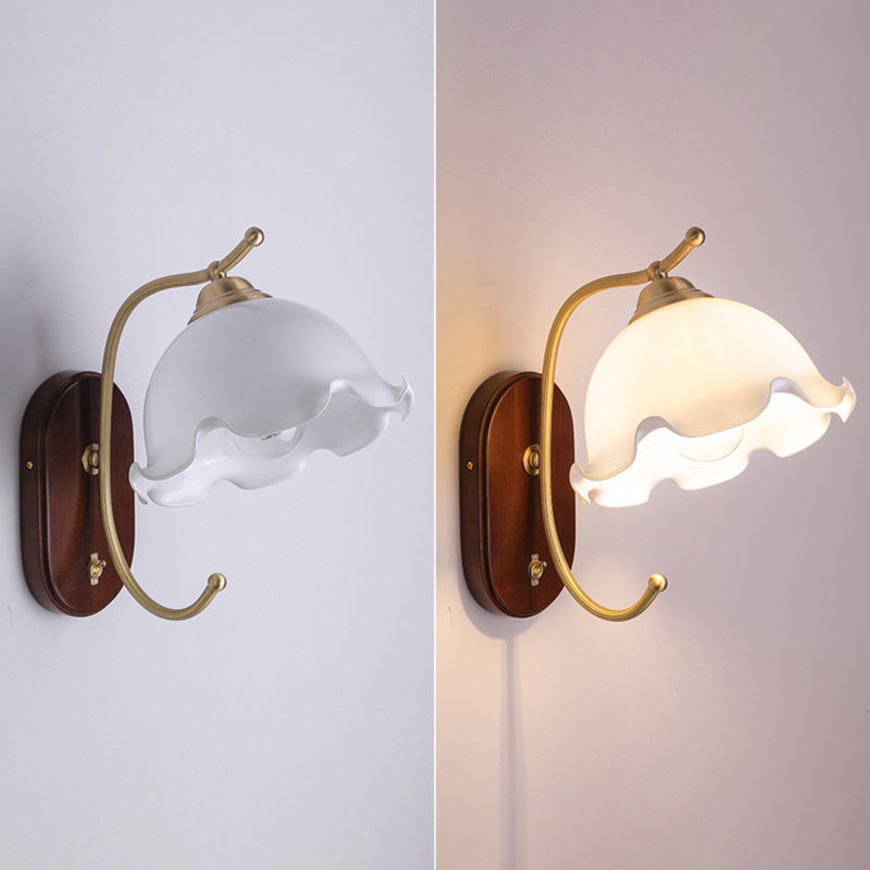 Traditionelle französische Kuppel Holz Kupfer Glas 1-Licht Wandleuchte für Wohnzimmer 