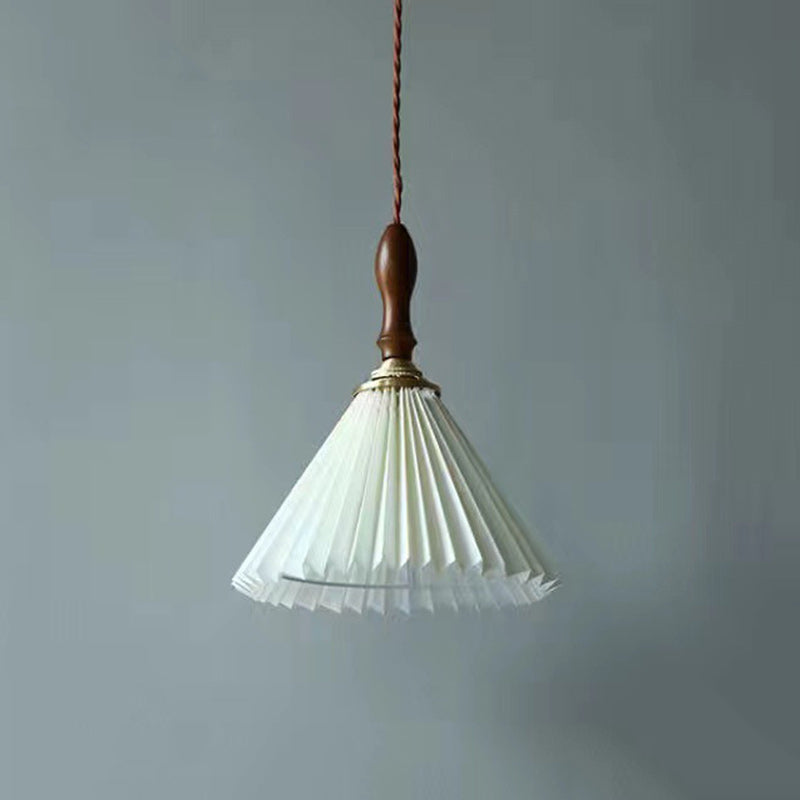 Zeitgenössische nordische Kegel Holz Kupfer Kunststoff 1-Licht Pendelleuchte für Wohnzimmer 