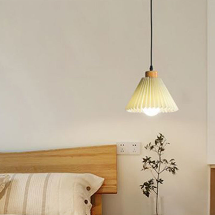 Suspension en bois conique japonais traditionnel à 1 lumière pour salon 