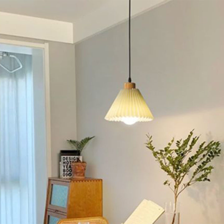 Suspension en bois conique japonais traditionnel à 1 lumière pour salon 