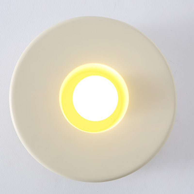 Plafonnier à montage encastré à 1 lumière en résine de cylindre nordique contemporain pour salon 