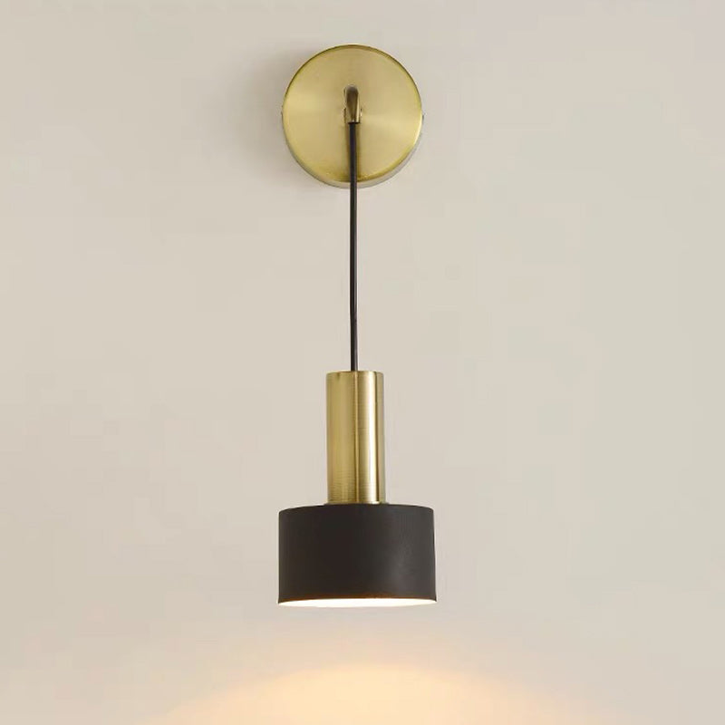 Moderne minimalistische zylindrische Eisen-Wandleuchte mit 1 Licht für das Wohnzimmer 