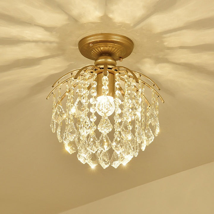 Zeitgenössische Luxus-Tropfenform Eisen Kristall 1-Licht Semi-Flush Mount Deckenleuchte für Wohnzimmer 