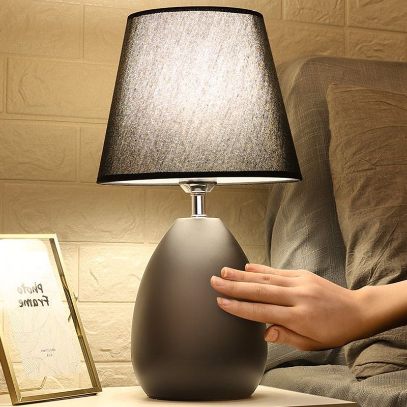 Lampe de table contemporaine en tissu de fer à tambour nordique 1 lumière pour salon 