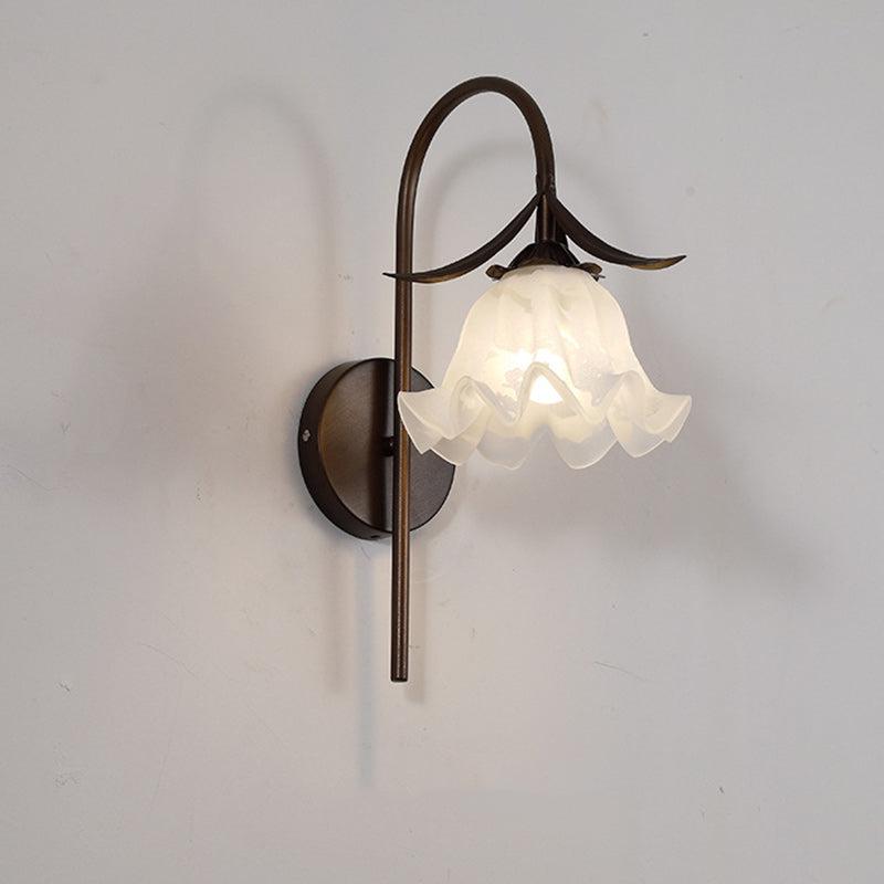 Traditionelle Vintage Blumen Eisen Glas 1-Licht Wandleuchte für Wohnzimmer 