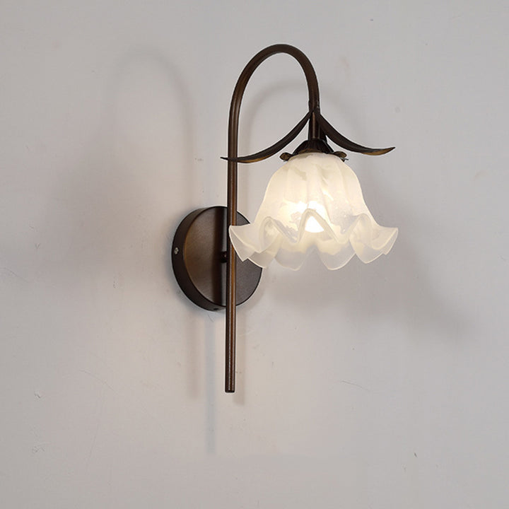 Traditionelle Vintage Blumen Eisen Glas 1-Licht Wandleuchte für Wohnzimmer 