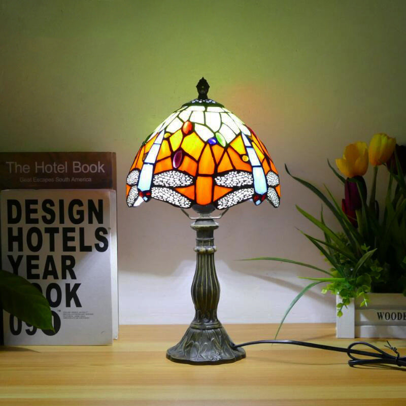 Traditionelle Tiffany-Kuppel aus Eisen und Glas, 1-flammige Tischlampe für das Wohnzimmer 