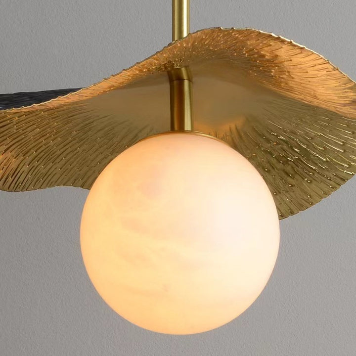 Zeitgenössische Luxus-Globus-Kupfer-Stein 1-Licht Pendelleuchte für Wohnzimmer 