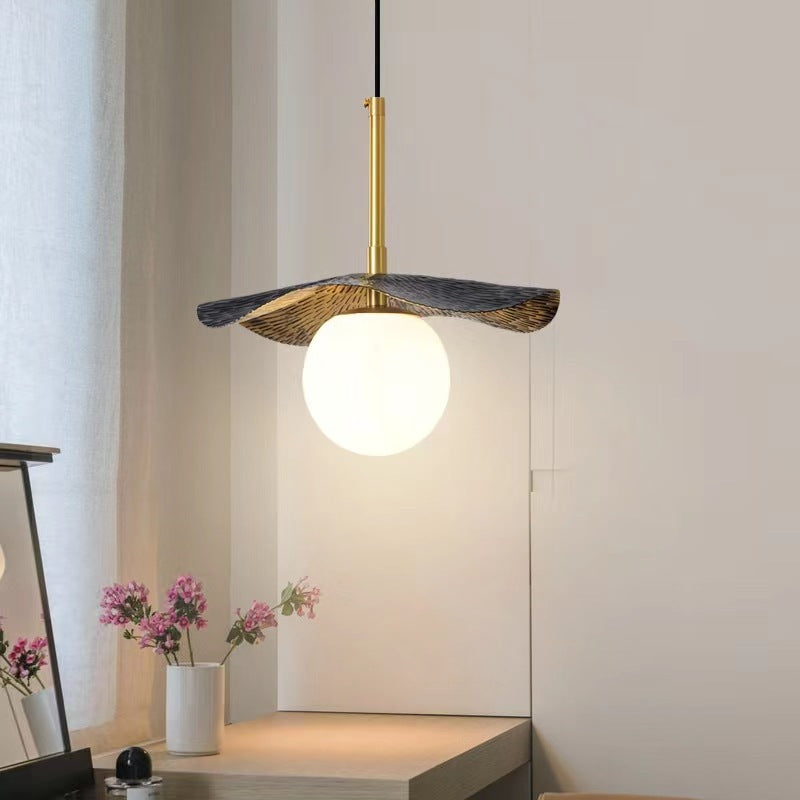 Zeitgenössische Luxus-Globus-Kupfer-Stein 1-Licht Pendelleuchte für Wohnzimmer 