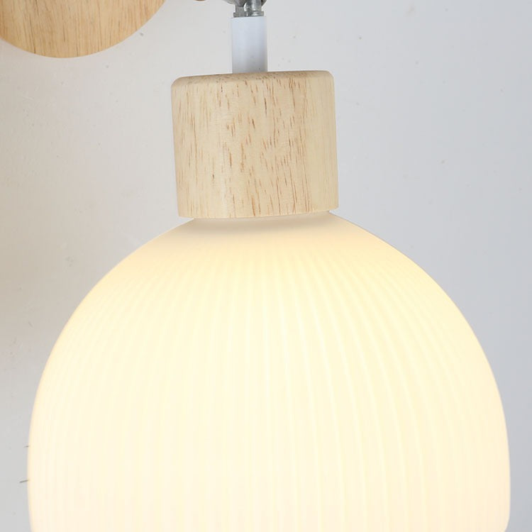 Lámpara de pared contemporánea escandinava de cúpula de madera y vidrio de 1 luz para sala de estar 