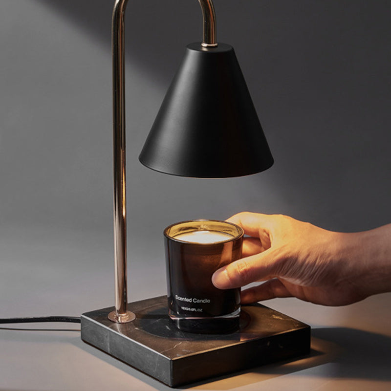 Lampe de table moderne minimaliste en marbre et fer à une lumière pour salon avec cire fondue 