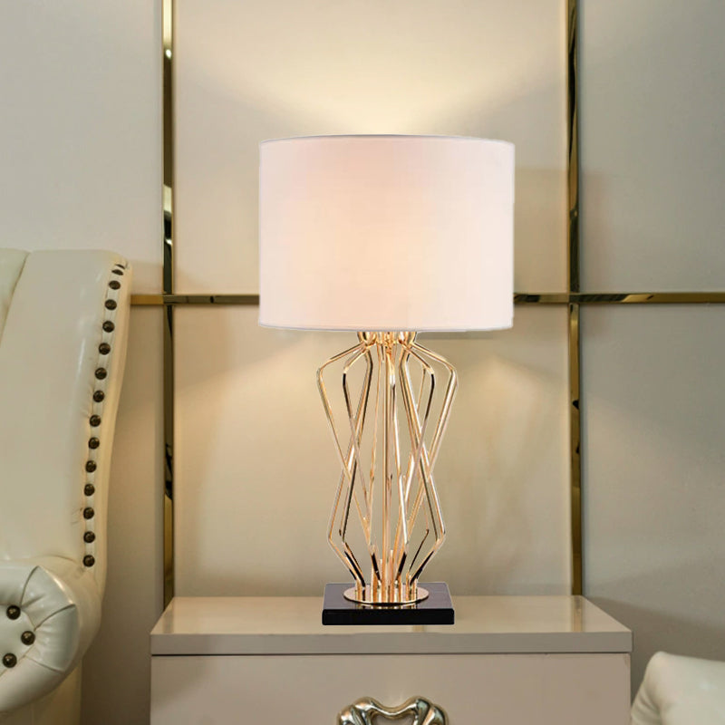 Contemporary Luxury Cylinder Iron Fabric 1-Light Table Lamp For Living Room