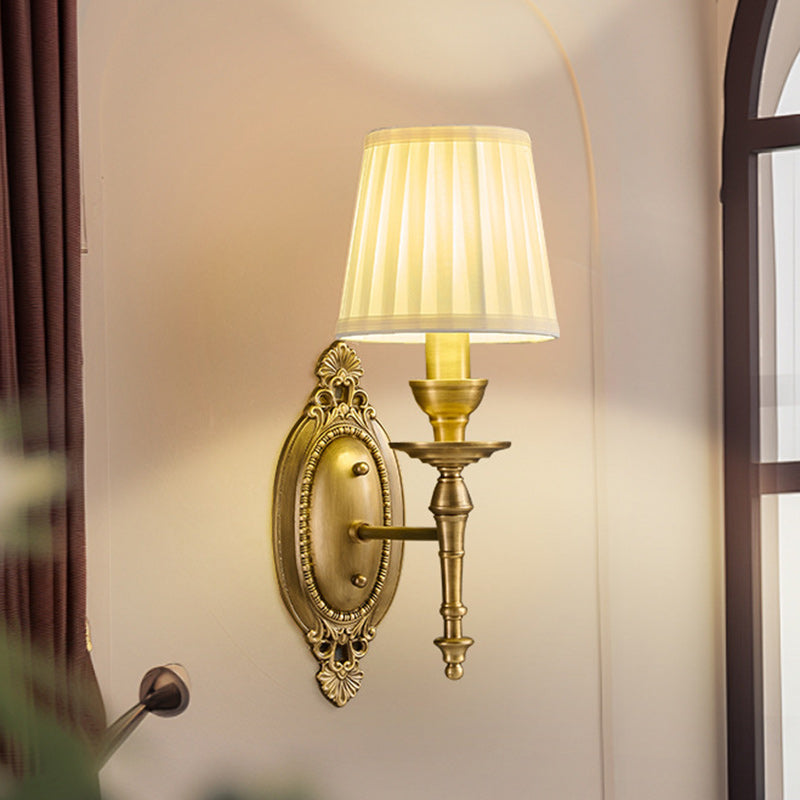 Traditionelle europäische Trommel Kupfer Stoff 1/2-Licht Wandleuchte für Wohnzimmer 