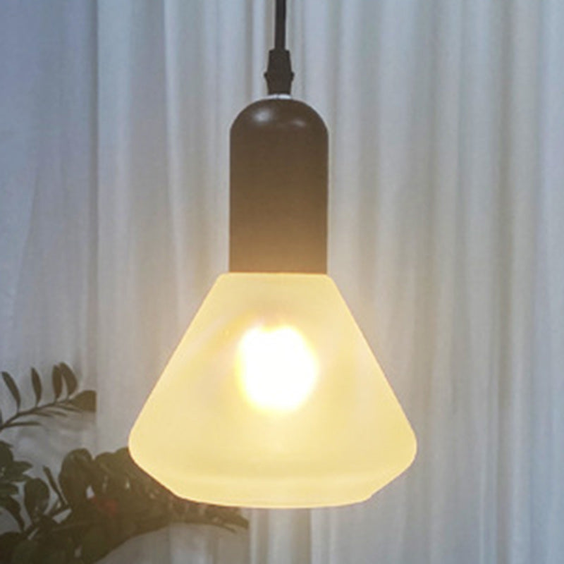 Suspension lumineuse moderne minimaliste en verre et fer à 1 lumière pour salon 