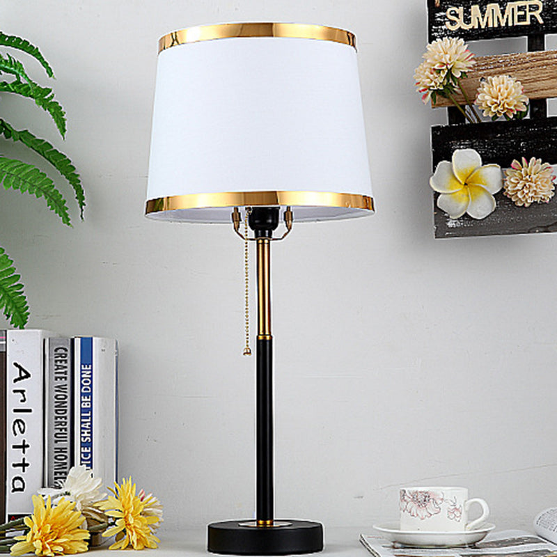 Contemporary Scandinavian Drum Iron Fabric 1-Light Table Lamp For Living Room
