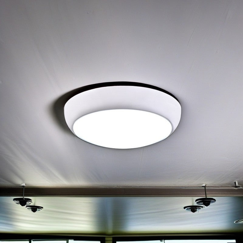 Plafonnier LED rond en plastique minimaliste moderne pour salon 