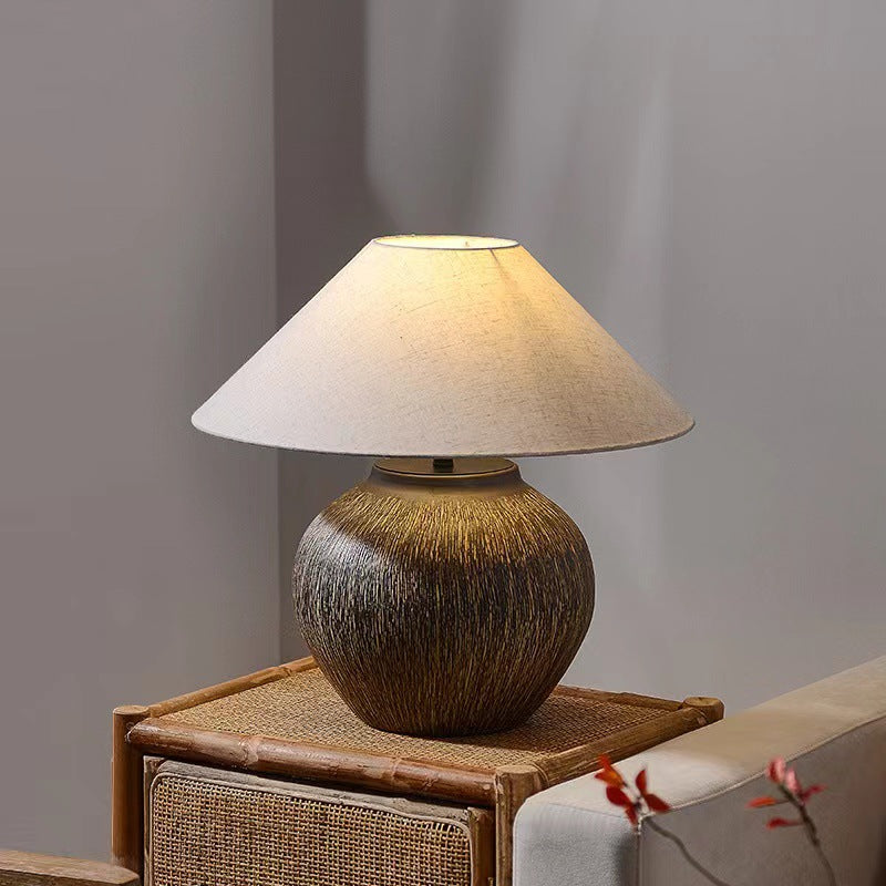 Traditional Japanese Drum Iron Ceramic Fabric 1-Light Table Lamp For Living Room