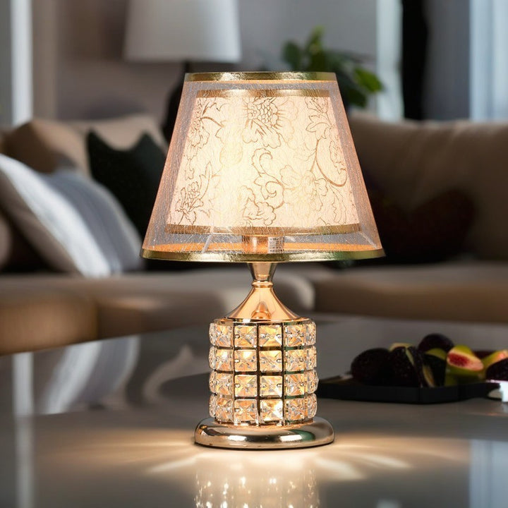 Zeitgenössische Luxus-Trommel-Eisen-Kristall-Stoff 1-Licht Tischlampe für Wohnzimmer 