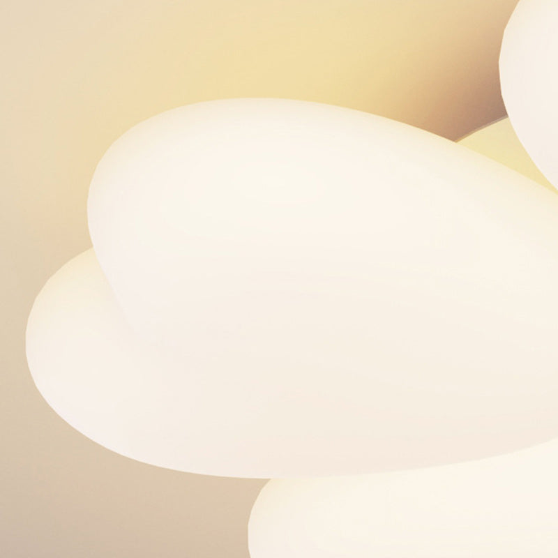 Zeitgenössische kreative Herz Eisen Kunststoff LED Deckenleuchte für das Schlafzimmer 