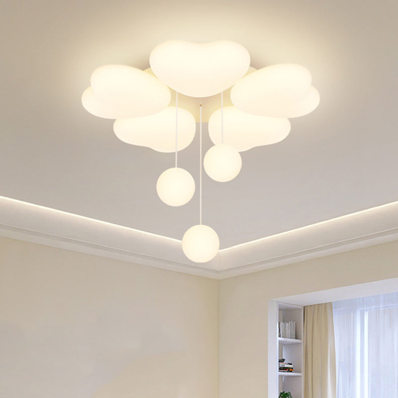 Zeitgenössische kreative Herz Eisen Kunststoff LED Deckenleuchte für das Schlafzimmer 