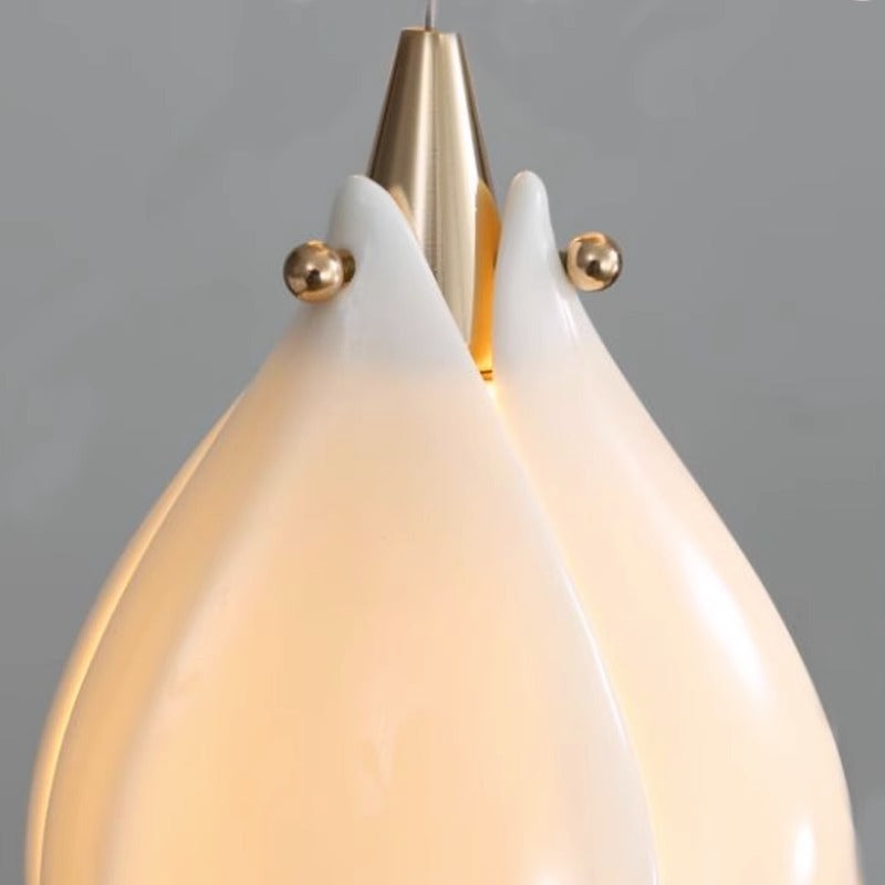 Traditional Chinese Flower Iron Ceramic 1-Light Pendant Light For Living Room