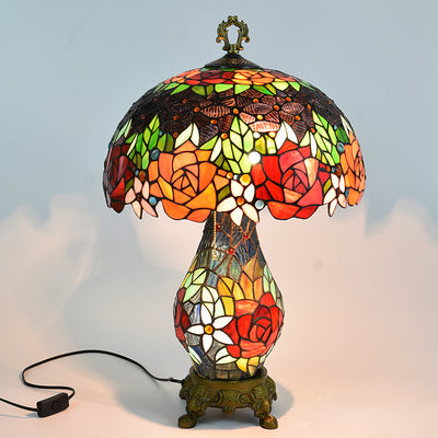 Traditionelle Tiffany-Kuppel Eisen-Glas 2-Licht Tischlampe für das Wohnzimmer 