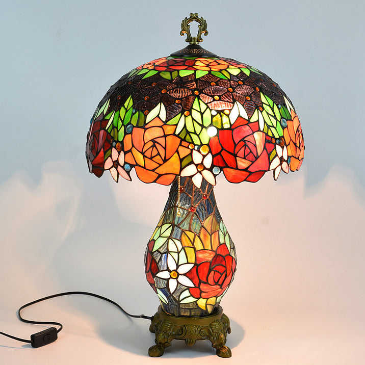Traditionelle Tiffany-Kuppel Eisen-Glas 2-Licht Tischlampe für das Wohnzimmer 