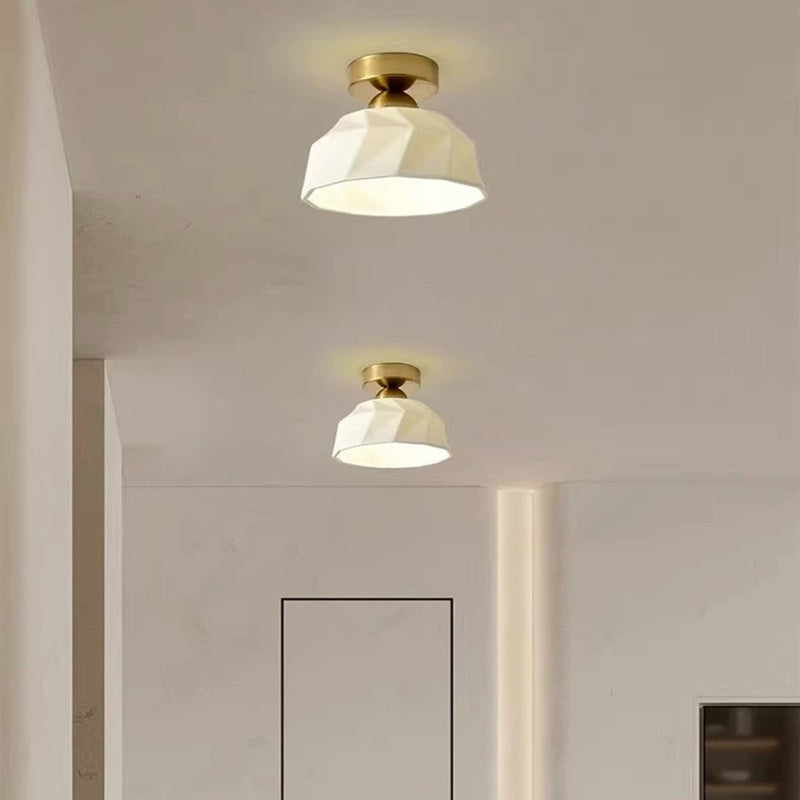 Moderne kreative runde Eisen-Keramik 1-Licht Semi-Flush-Montage Deckenleuchte für das Wohnzimmer 