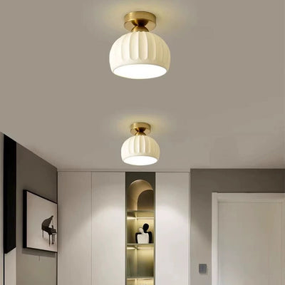 Moderne kreative runde Eisen-Keramik 1-Licht Semi-Flush-Montage Deckenleuchte für das Wohnzimmer 