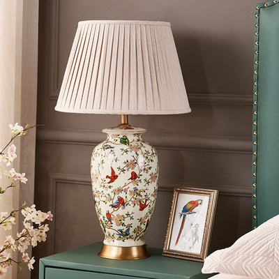 Traditionelle chinesische Trommel Keramik Stoff 1-Licht Tischlampe für das Schlafzimmer 