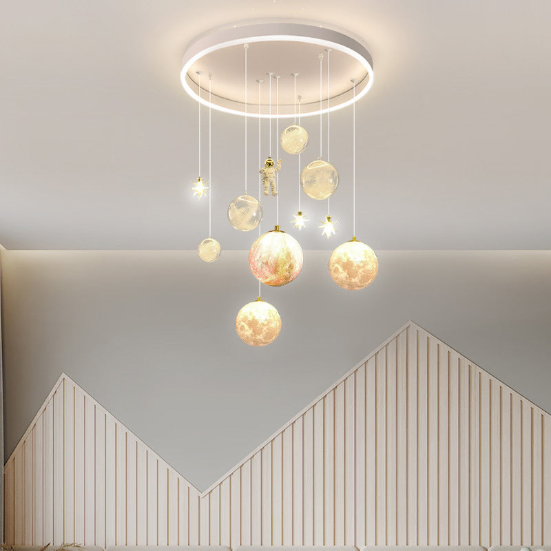 Plafonnier contemporain créatif pour petite fille astronaute en silicone, fer et résine avec 6 lumières pour le salon 