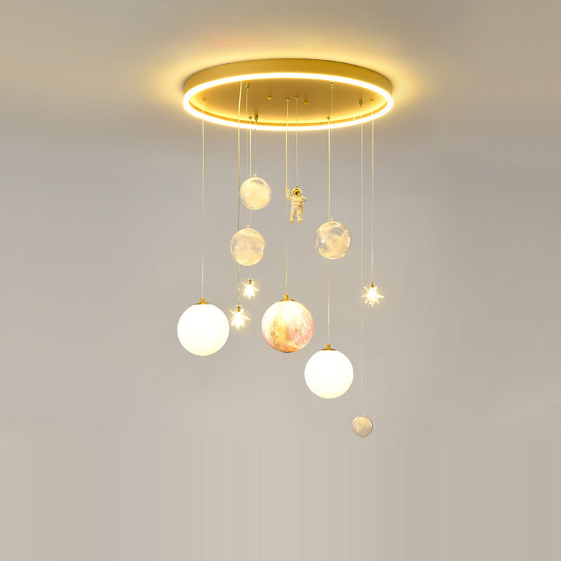 Plafonnier contemporain créatif pour petite fille astronaute en silicone, fer et résine avec 6 lumières pour le salon 