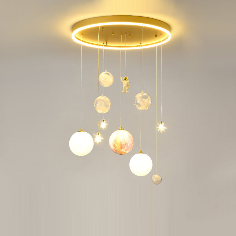 Plafonnier contemporain créatif pour petite fille astronaute en silicone, fer et résine avec 6 lumières pour le salon 