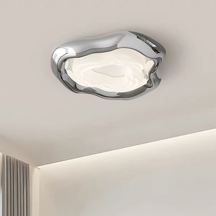 Plafonnier LED en résine PE de forme triangulaire irrégulière créative contemporaine pour salon 