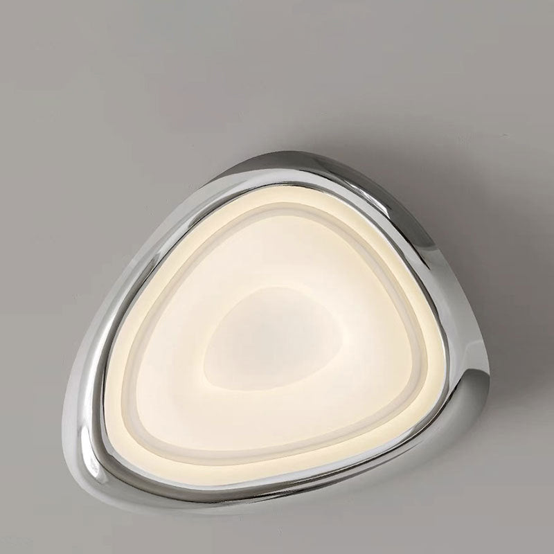 Plafonnier LED en résine PE de forme triangulaire irrégulière créative contemporaine pour salon 