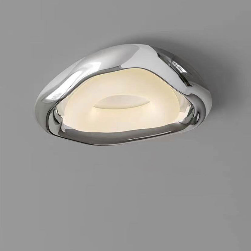 Plafonnier LED en résine PE de forme triangulaire irrégulière créative contemporaine pour salon 