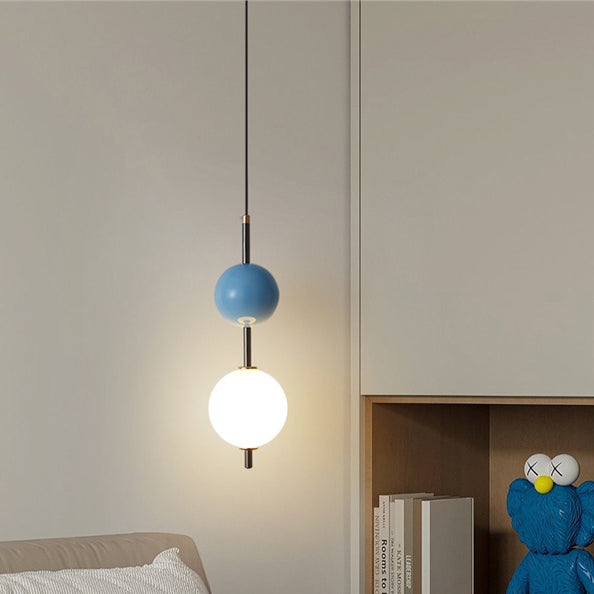 Moderne minimalistische Eisen verstellbare Draht bunte runde Ball LED Pendelleuchte für Schlafzimmer 