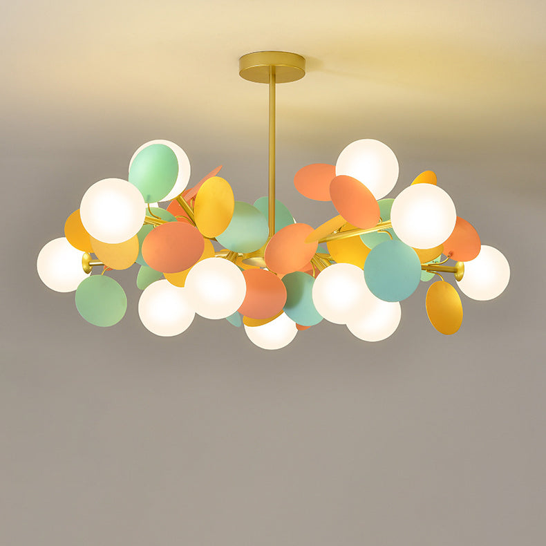 Zeitgenössischer nordischer Kronleuchter aus Metall, Acryl, bunt, Blumenzweig, runde Glaskugel, 5/6/8/10/12/15 Lichter für Wohnzimmer 