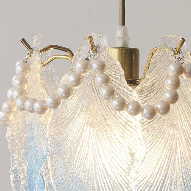 Lustre suspendu contemporain de luxe à une lumière en verre de fer avec feuille côtelée et perle pour salon 