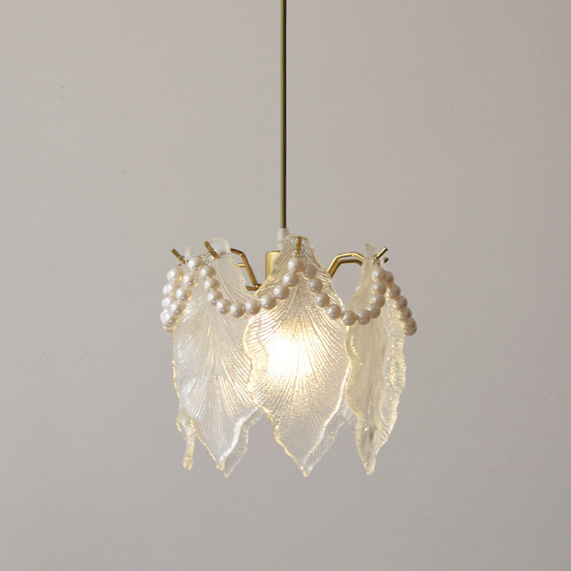 Lustre suspendu contemporain de luxe à une lumière en verre de fer avec feuille côtelée et perle pour salon 