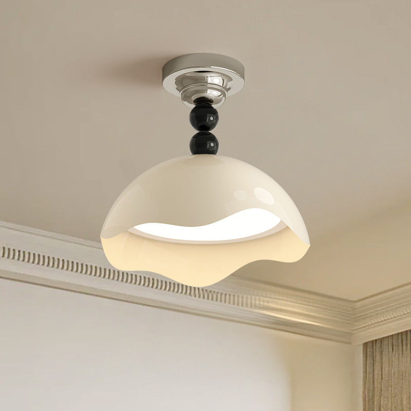 ضوء سقف LED نصف مثبت من الألومنيوم والحديد والأكريليك بتصميم قشرة البيض الشمالي المعاصر لغرفة النوم 