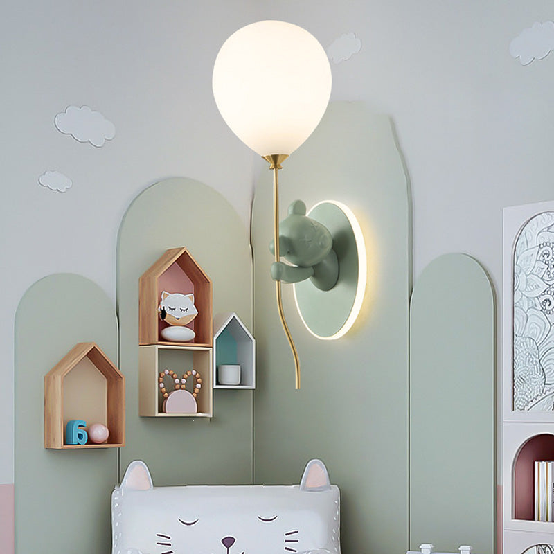 Lámpara de Aplique de Pared de 1 Luz con Globo de Vidrio de Resina de Oso de Dibujos Animados Creativo Contemporáneo para Niños para Dormitorio 