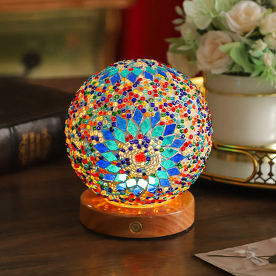 Zeitgenössische kreative böhmische Holzbasis bunte Glaskugel dekorative USB-LED-Tischlampe für Schlafzimmer 