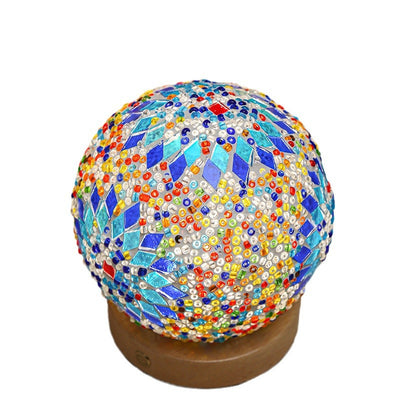Zeitgenössische kreative böhmische Holzbasis bunte Glaskugel dekorative USB-LED-Tischlampe für Schlafzimmer 