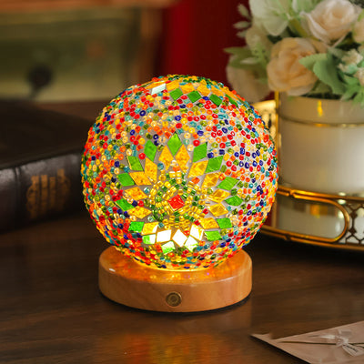 Zeitgenössische kreative böhmische Holzbasis bunte Glaskugel dekorative USB-LED-Tischlampe für Schlafzimmer 