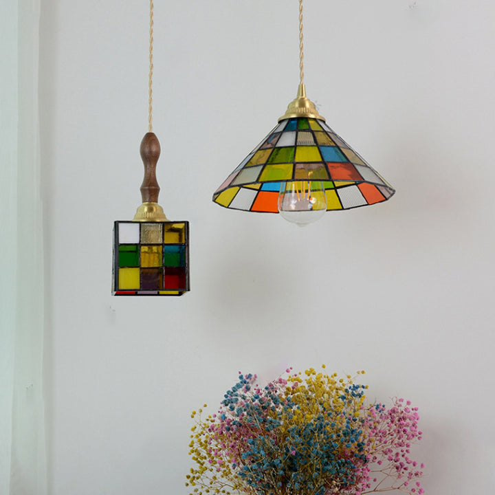 Traditionelle Tiffany Puzzle Cube konische bunte Buntglas Messing 1-Licht Pendelleuchte für Wohnzimmer 
