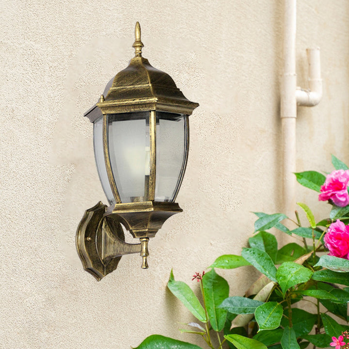 Applique murale 1-lumière en aluminium avec verre clair dépoli et cage hexagonale étanche rétro contemporaine pour patio extérieur 