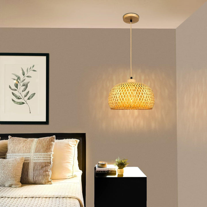 Suspension lumineuse 1 lumière en bambou tissé à la main semi-circulaire de style ferme traditionnelle pour salon 