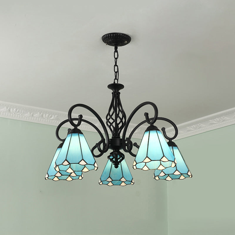 Lámpara de araña tradicional de hierro con vidrio teñido cónico Tiffany de 3/5/6/8 luces para sala de estar 
